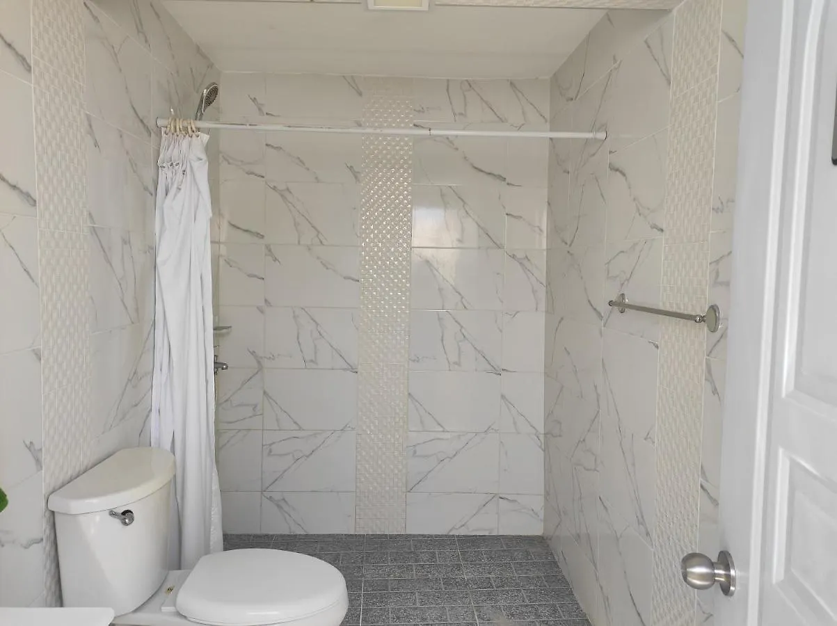 Adiwainrd Guesthouse Santo Domingo